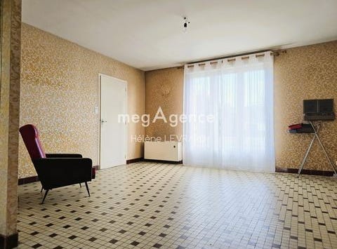 Evron, Pays de la Loire 53600