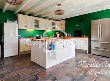 CHEF BOUTONNE, Poitou-Charentes 79110