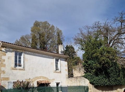 MARGUERITTES, Languedoc-Roussillon 30320