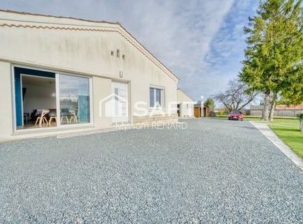 Preguillac, Poitou-Charentes 17460