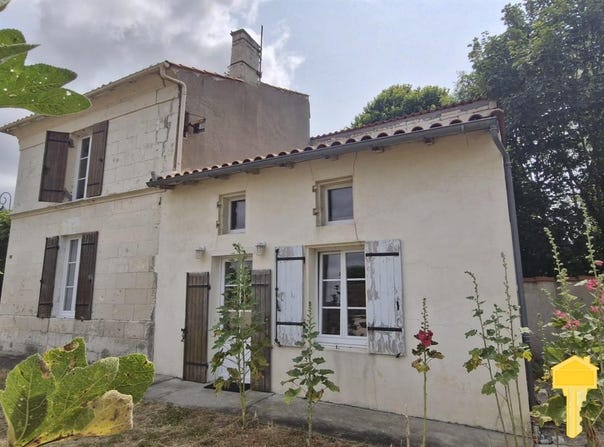 Saint-Dizant-du-Gua, Poitou-Charentes 17240