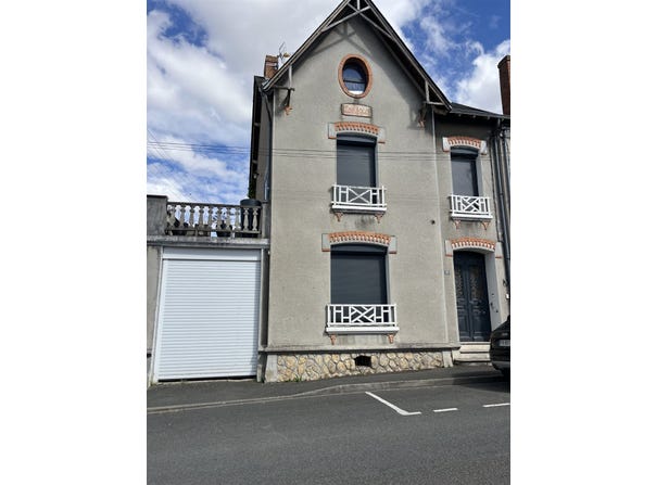 Thouars, Poitou-Charentes 79100
