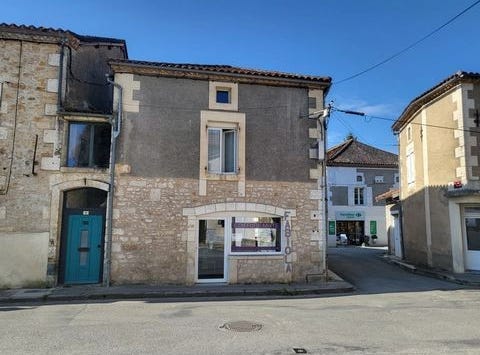 Javerlhac-Et-La-Chapelle-Saint-Robert, Dordogne