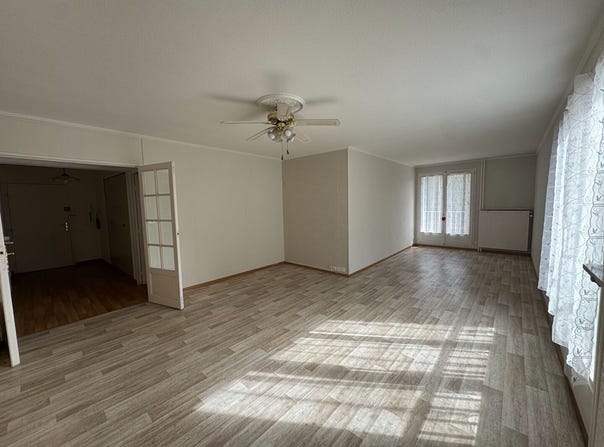LONS-LE-SAUNIER, Bourgogne-Franche-Comté 39000