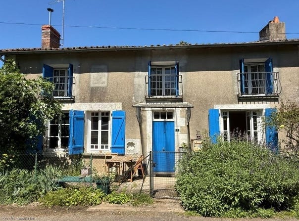 Moutardon, Poitou-Charentes 16700