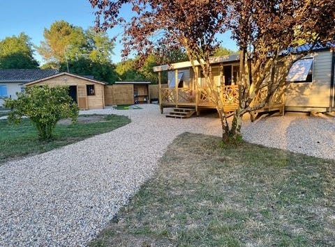 Ménesplet, Aquitaine 24700