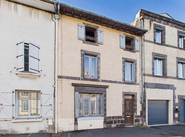 Riom, Auvergne 63200