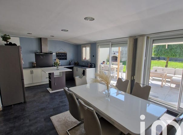 Bruay-sur-l'Escaut, Hauts-de-France 59860