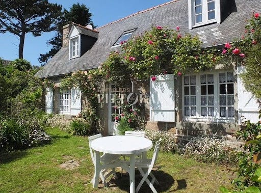 Penvénan, Brittany 22710