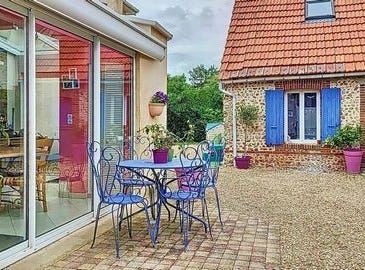 Challet, Centre 28300