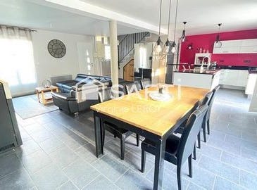 Saint-Vaast-De-Longmont, Picardie 60410