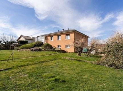 MACON, Bourgogne 71000