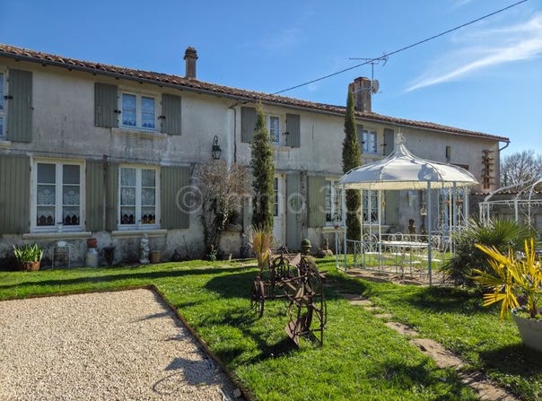 Chef-Boutonne, Poitou-Charentes 79110