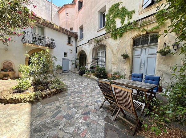 Narbonne, Languedoc-Roussillon 11100