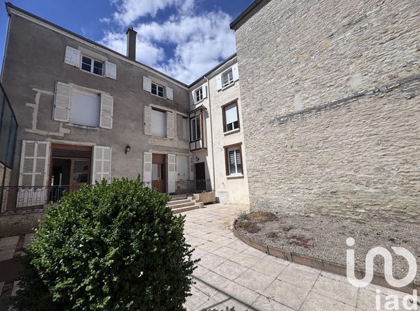 Bar-sur-Aube, Grand Est 10200