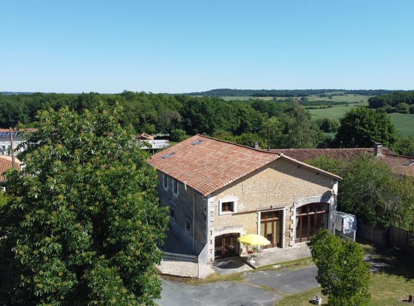 Bors-de-Montmoreau, Poitou-Charentes 16190