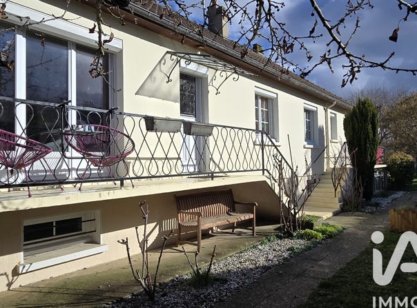 Saint-Marcel, Normandy 27950