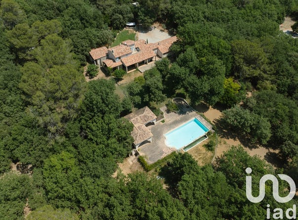 Saint-Maximin-la-Sainte-Baume, Provence-Alpes-Côte d'Azur 83470
