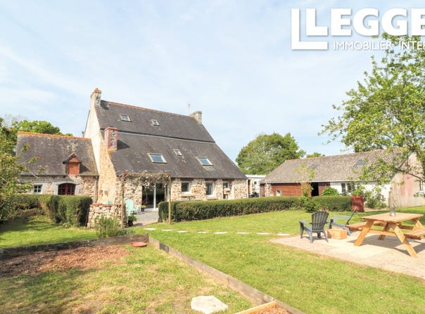Le Merzer, Brittany 22200