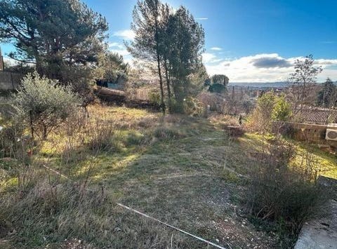 Pertuis, Provence-Alpes-Côte d'Azur 84120