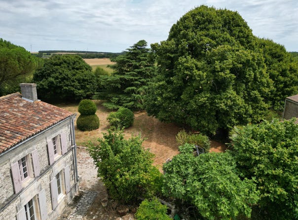 Bignay, Poitou-Charentes 17400
