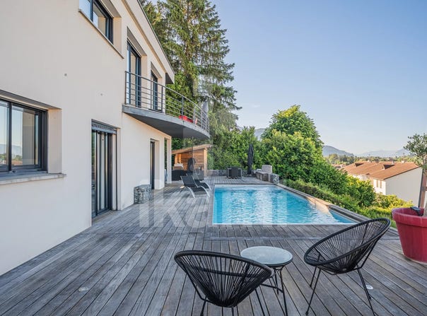 Voiron, Isère 38500