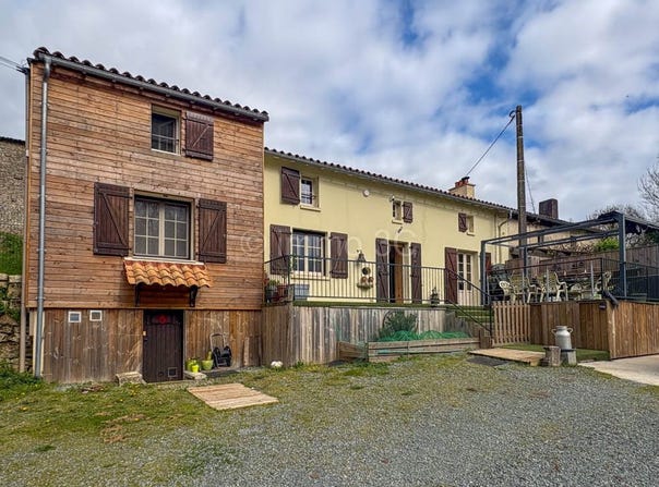Melle, Poitou-Charentes 79500