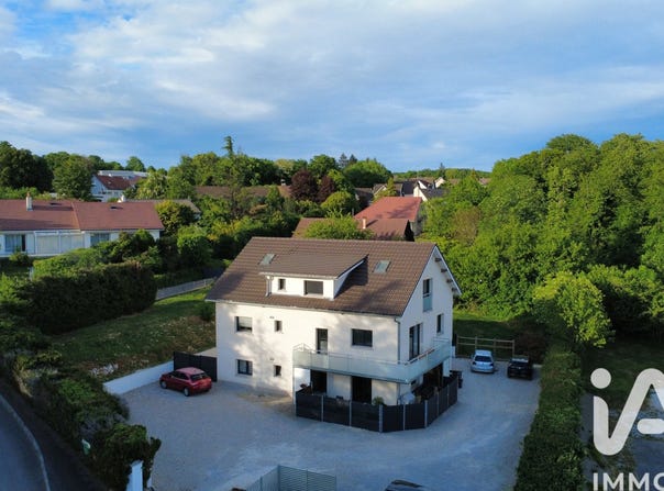 Châtillon-le-Duc, Bourgogne-Franche-Comté 25870