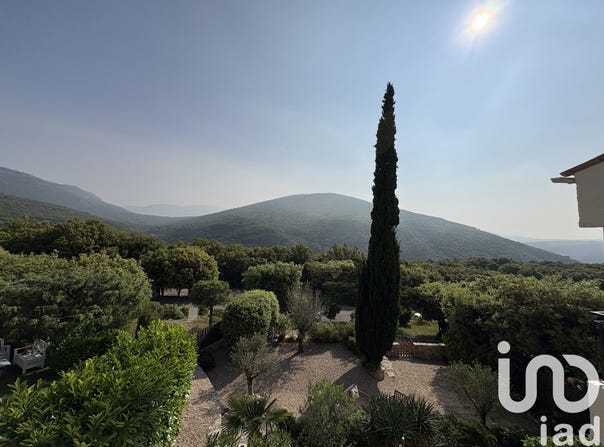 MONS, Provence-Alpes-Côte d'Azur 83440