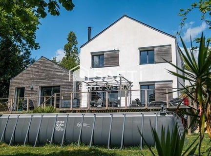 Saint-Etienne-De-Montluc, Pays de la Loire 44360