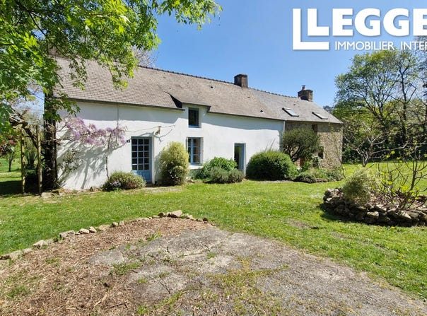 Saint-Jacut-les-Pins, Brittany 56220
