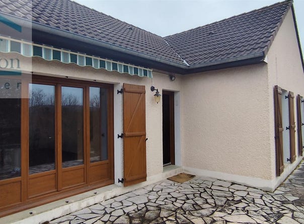 Cheney, Burgundy 89700