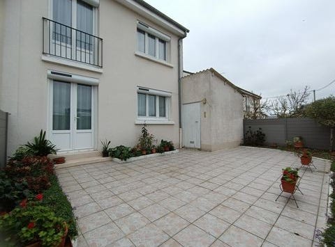La Fleche, Pays de la Loire 72200