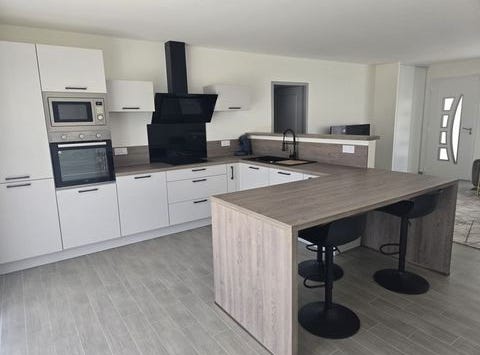 CONTRES, Centre 41700