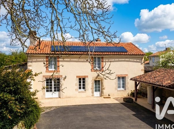 Lhoumois, Nouvelle-Aquitaine 79390