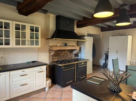 Couches, Bourgogne 71490