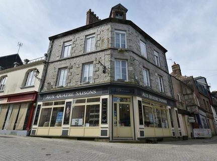 DOMFRONT, Basse-Normandie 61700