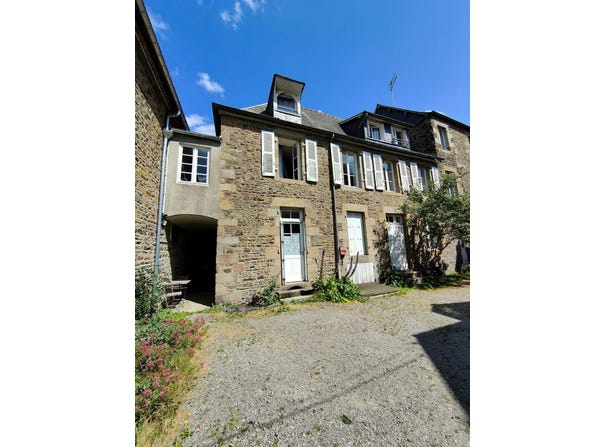 Fougères, Brittany 35300