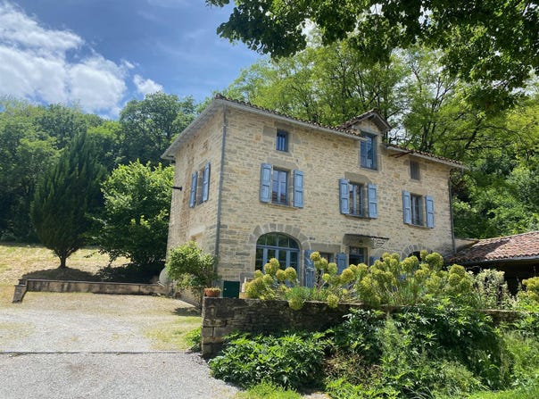 Caylus, Midi-Pyrénées 82160