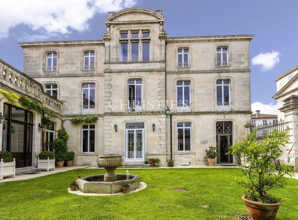 Rochefort, Poitou-Charentes 17300