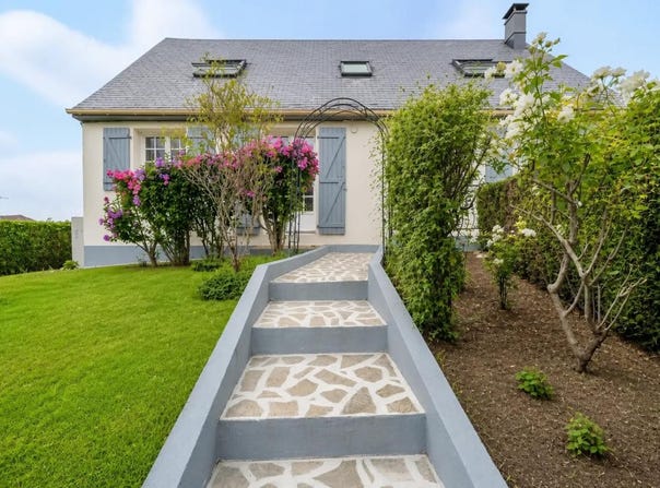 Le Val D Hazey, Normandy 27940