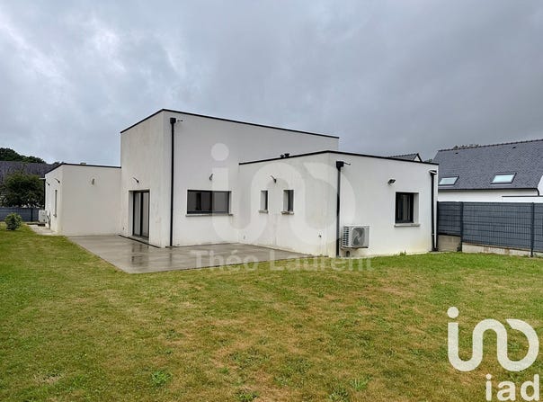 Locminé, Brittany 56500