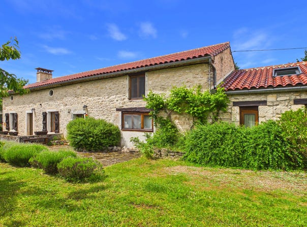 BACH, Occitanie 46230