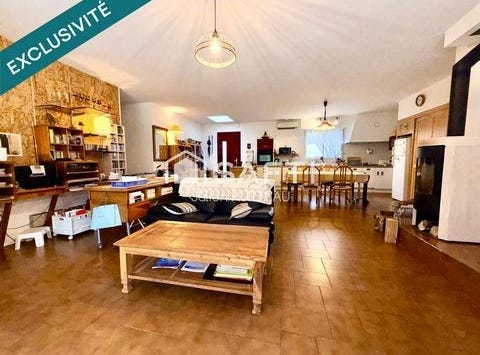 Sainte-Neomaye, Poitou-Charentes 79260