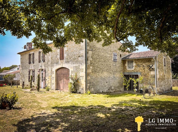Saint-André-de-Lidon, Poitou-Charentes 17260