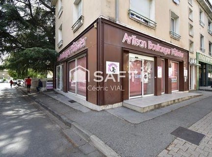 Digne-Les-Bains, Provence-Alpes-Côte d'Azur 04000