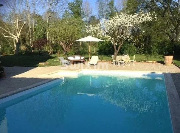 Seurre, Burgundy 21250