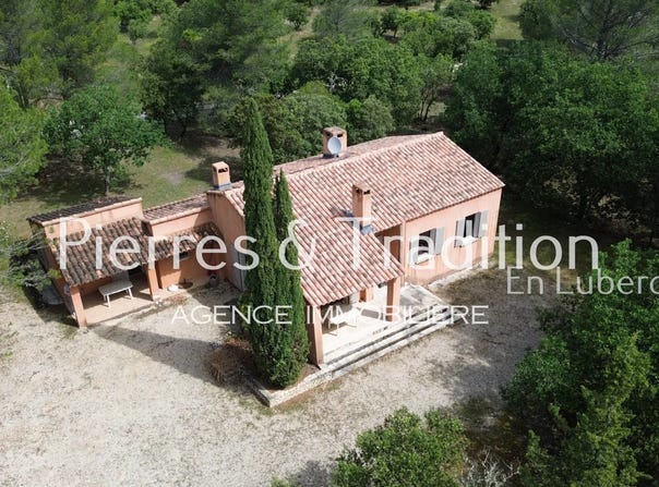 Roussillon, Vaucluse 84220