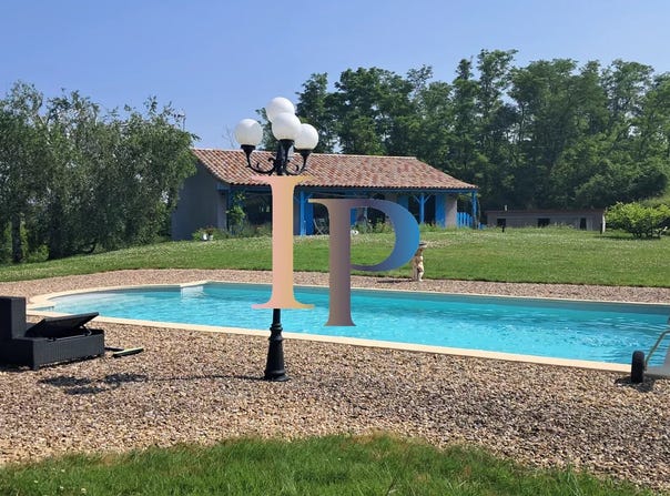 Charolles, Saône-et-Loire 71120