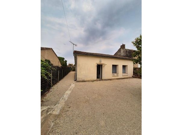 Valence En Poitou, Poitou-Charentes 86700